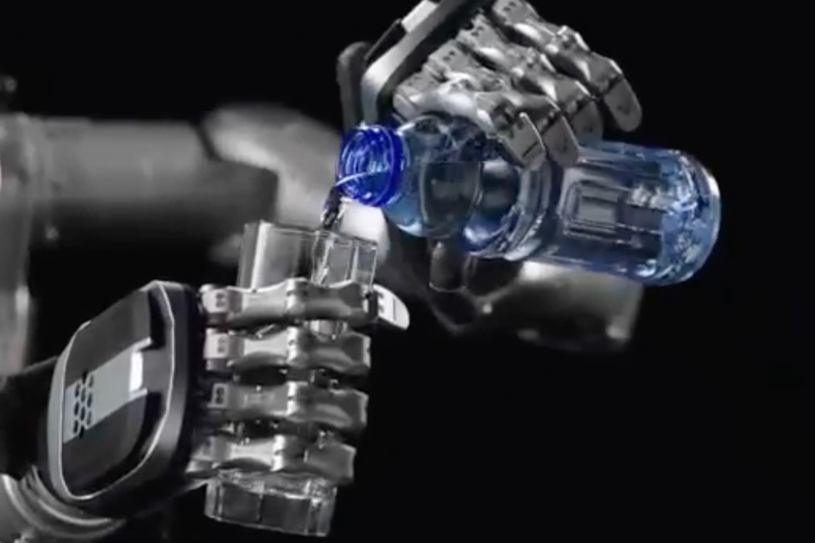 系列解读 | ng28南宫灵巧手家族亮相：高自由度的创新突破